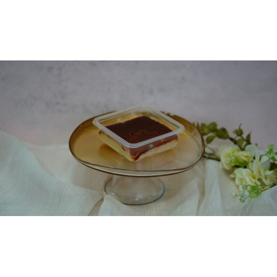 Tavukgöğüslü Kazandibii Tavukgöğüslü Kazandibii